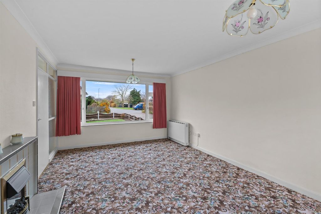 Property photo 2 of 16 35Meadowviewrd-016.Jpg