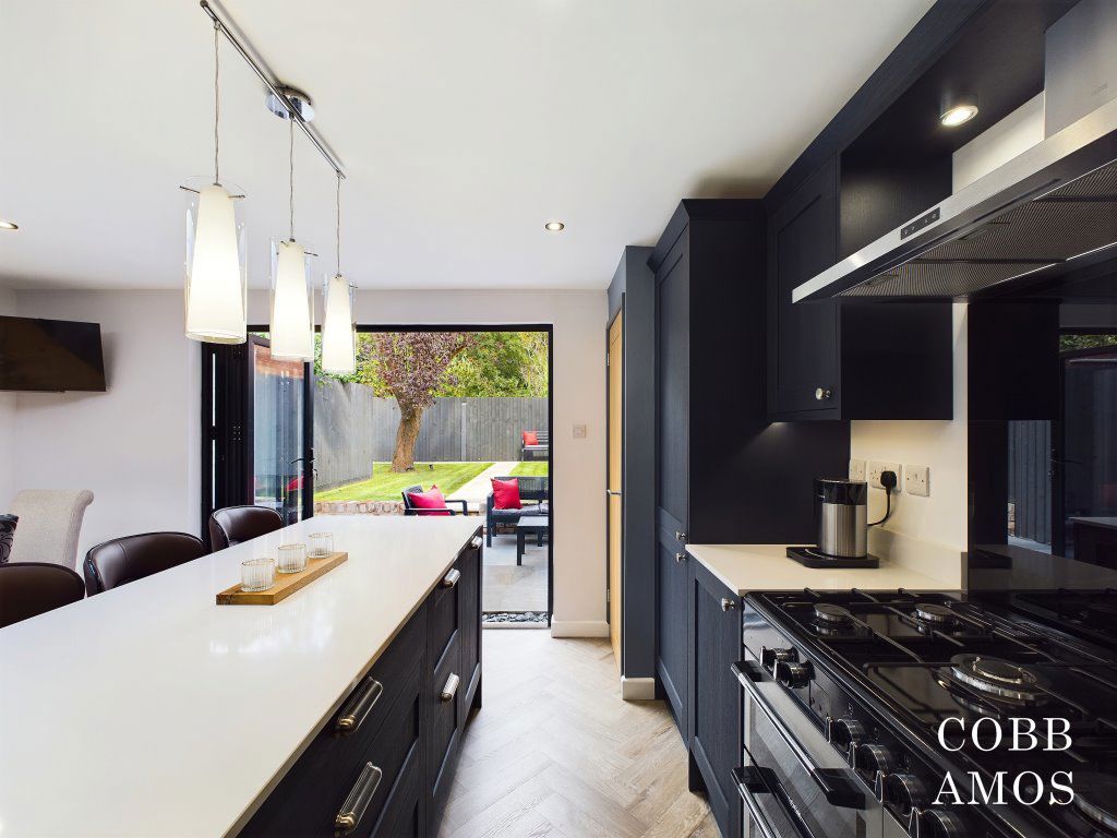 Property photo 3 of 21