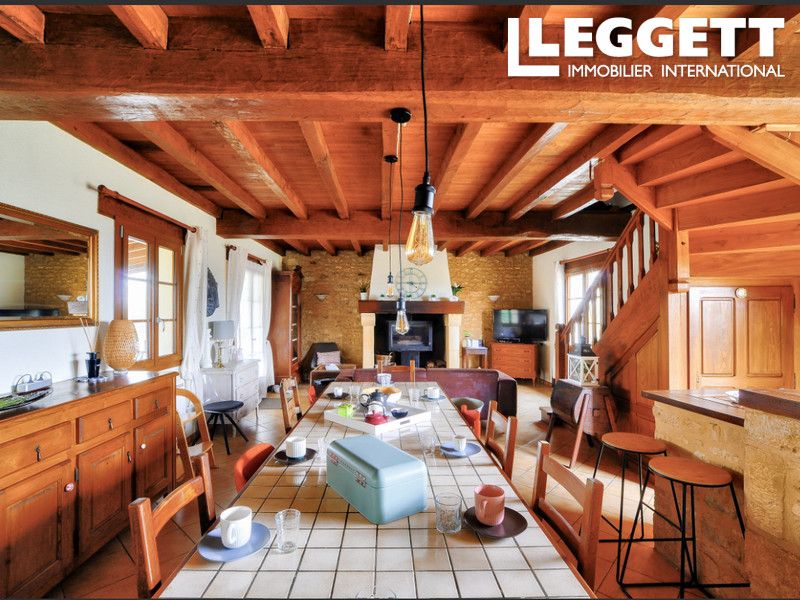 Property photo 3 of 10