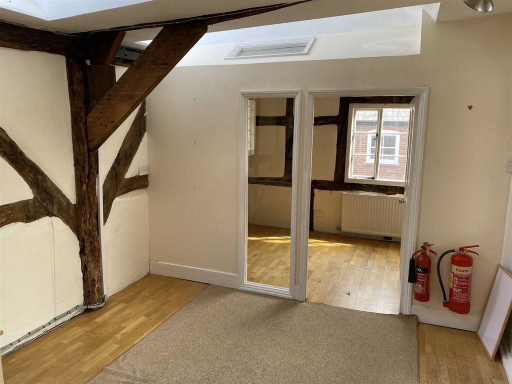 Property photo 3 of 3
