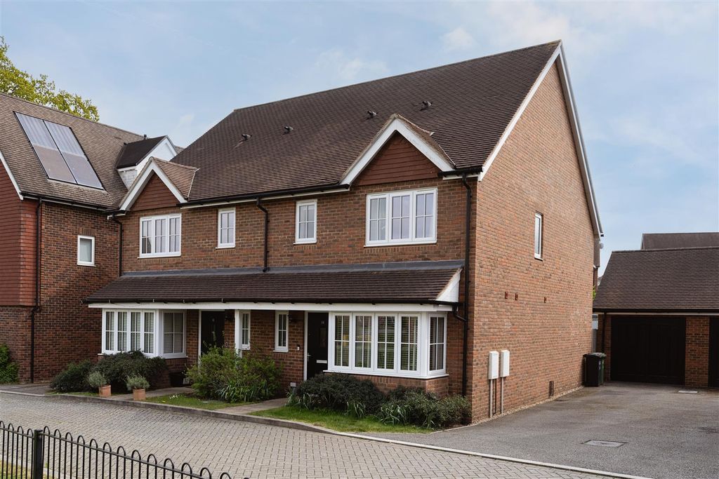 Property photo 2 of 17 22.Jpg