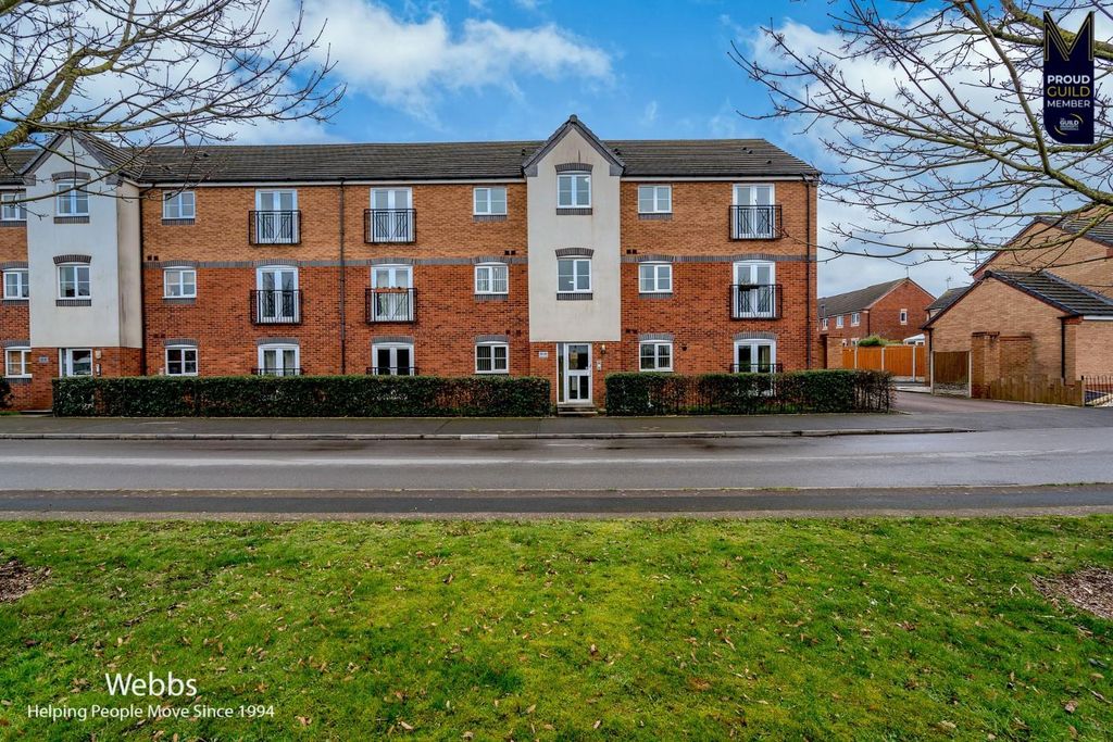 Property photo 1 of 20 57, Pheasant Way, Cannock, Staffordshire, Ws11 7Lb