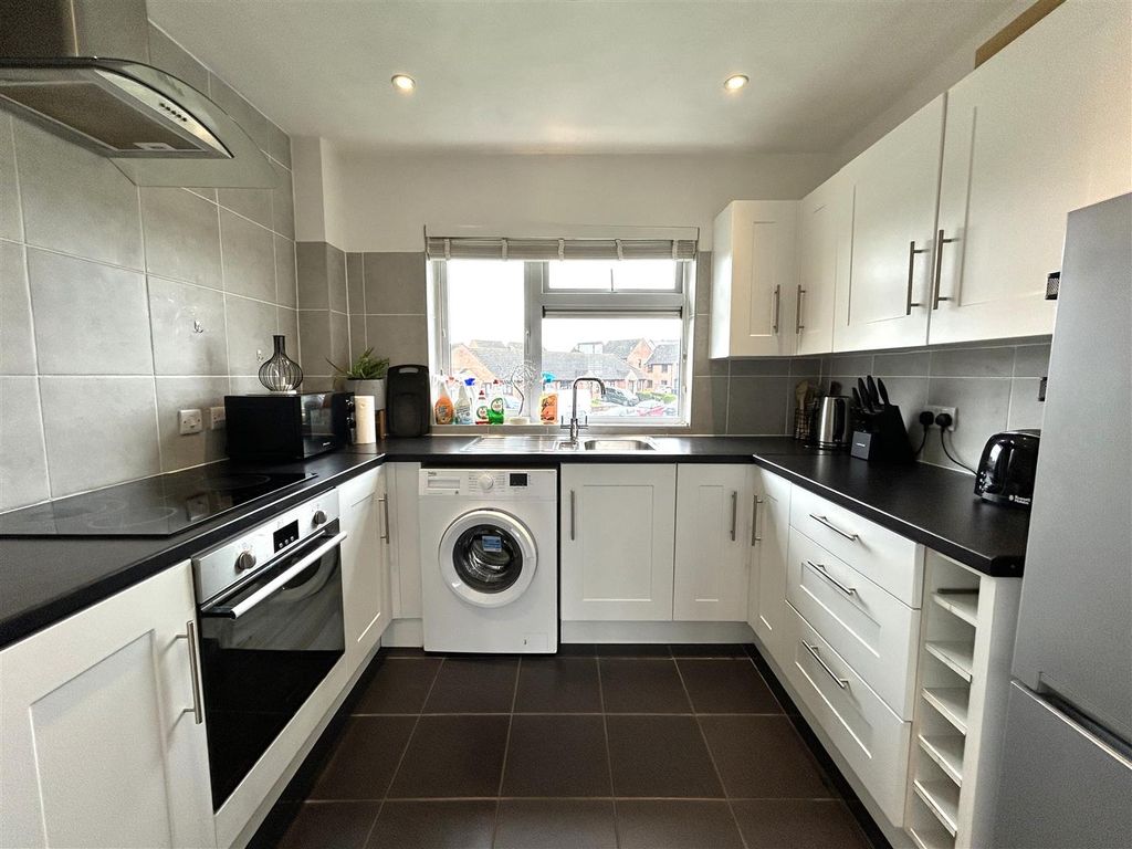 Property photo 3 of 11 Img_8110.Jpeg