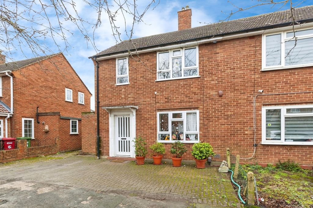 Property photo 2 of 14
