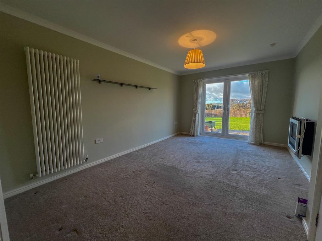 Property photo 2 of 14 5 Fuchsia Court -07.Jpg