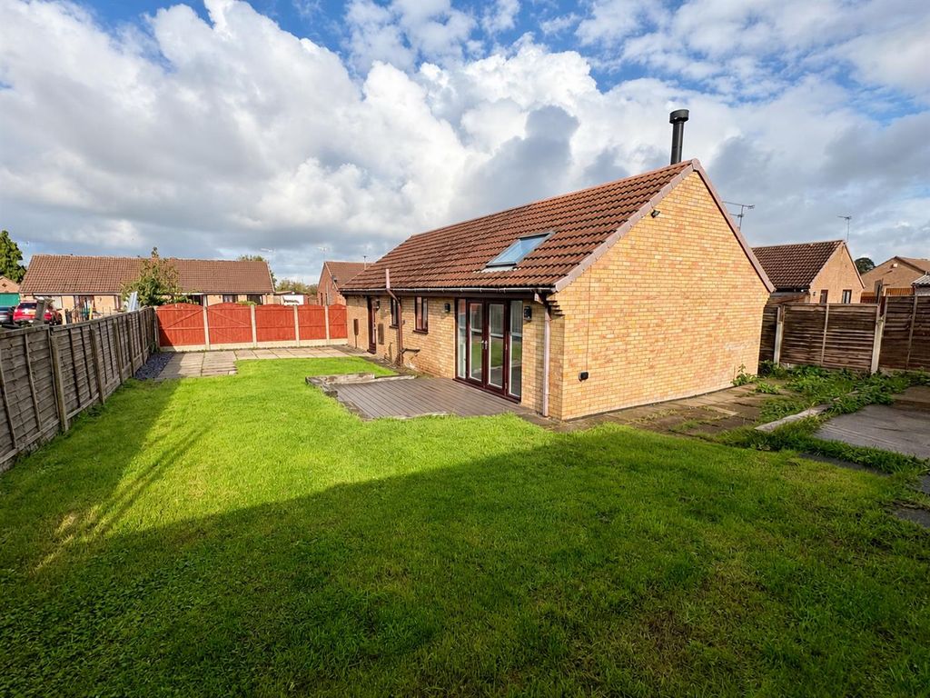 Property photo 2 of 11 2