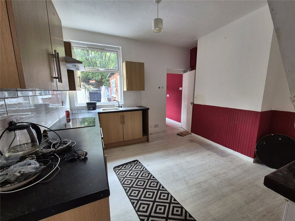 Property photo 3 of 16 Picture No. 02