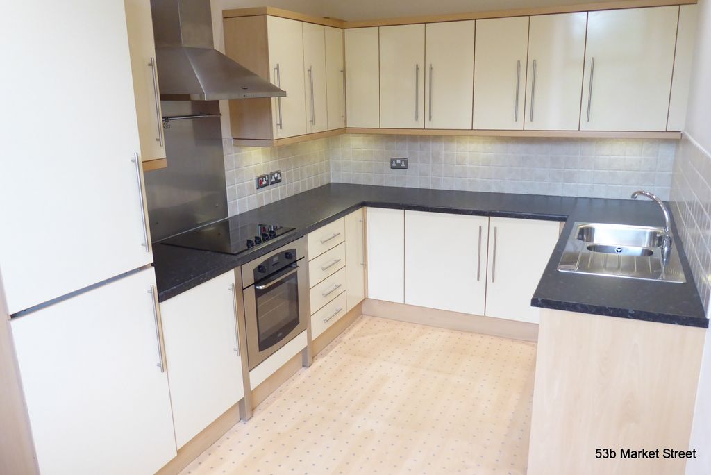Property photo 1 of 9 Kitchen