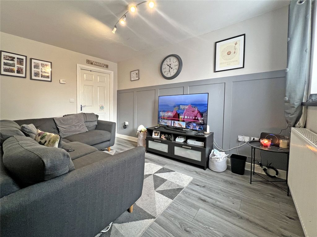 Property photo 3 of 10 Picture No. 08