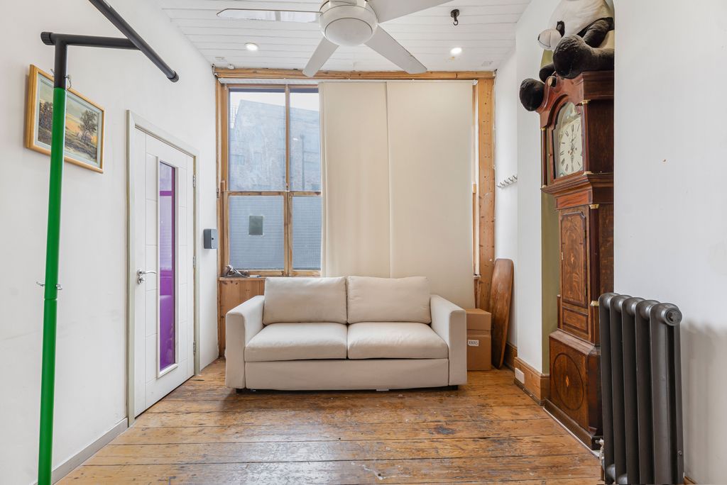 Property photo 3 of 27 103 Redchurch Street, London E2 7DL