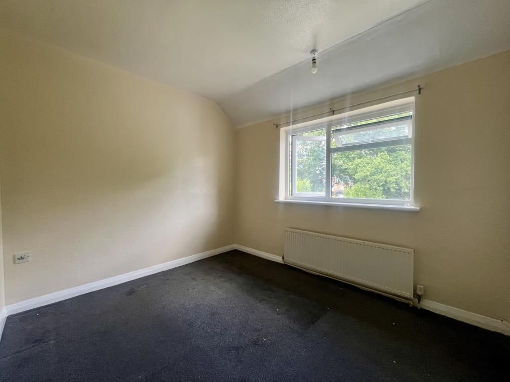 Property photo 3 of 10 Bedroom