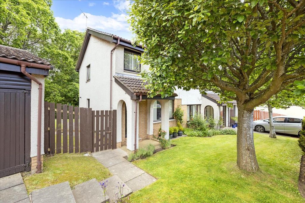 Property photo 1 of 27