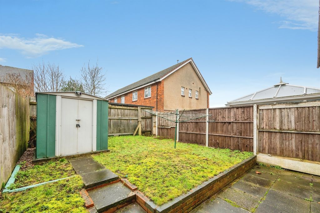 Property photo 1 of 18