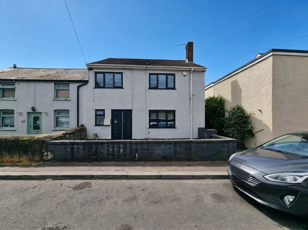 Property photo 1 of 31