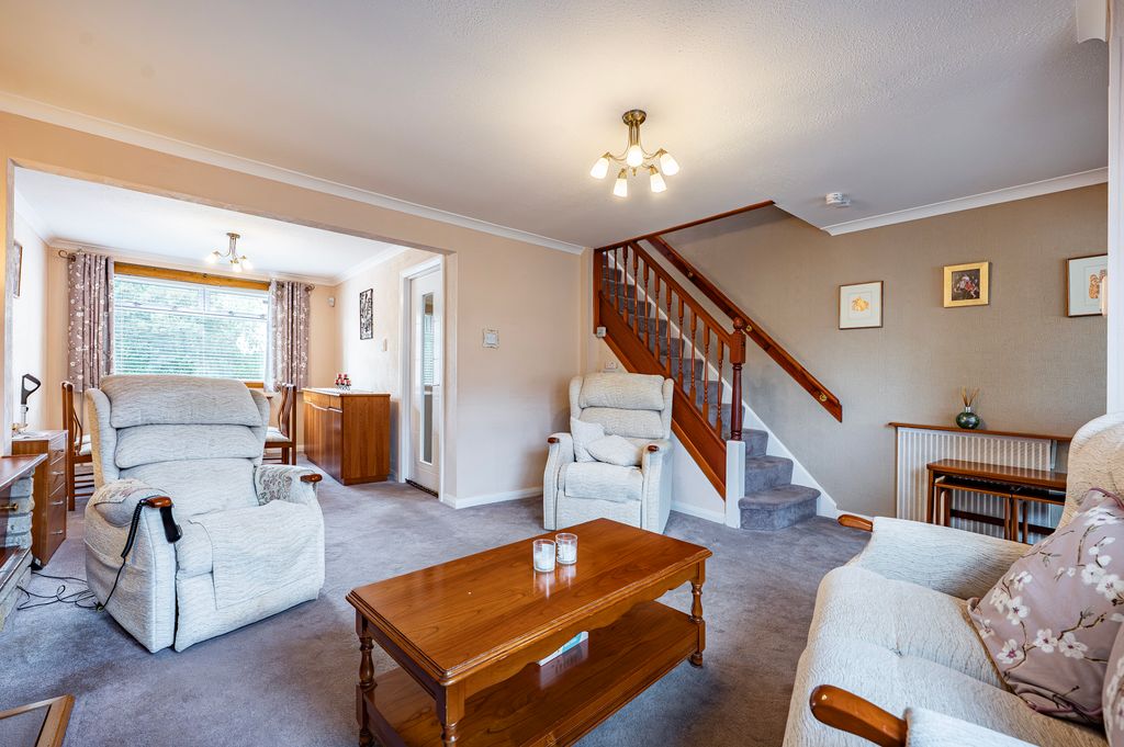 Property photo 2 of 48