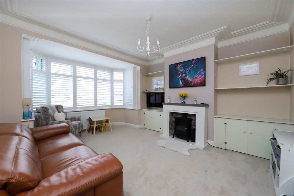 Property photo 2 of 14 Living Room