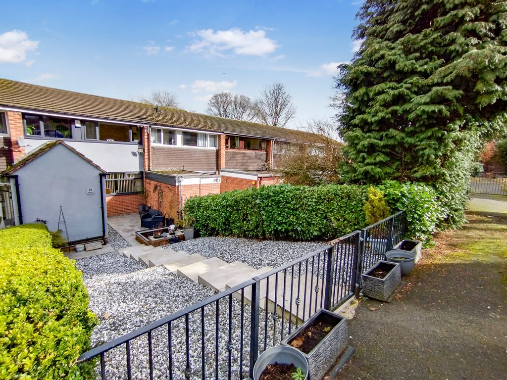 Property photo 1 of 31