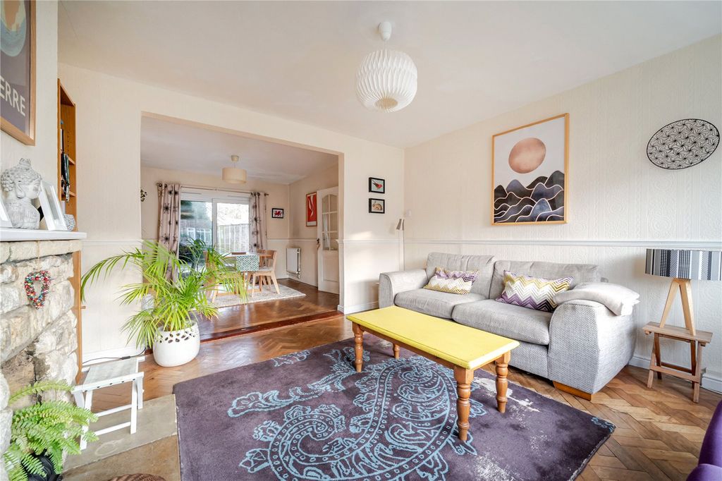 Property photo 2 of 21 Picture No. 10