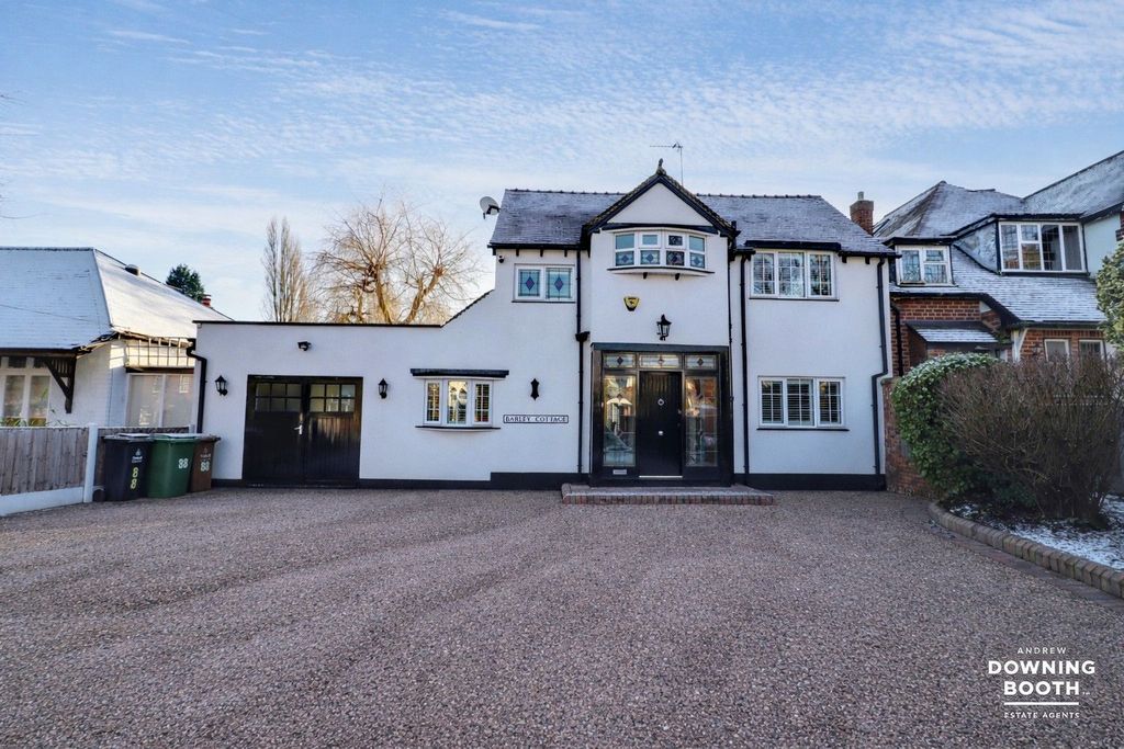 Property photo 1 of 36