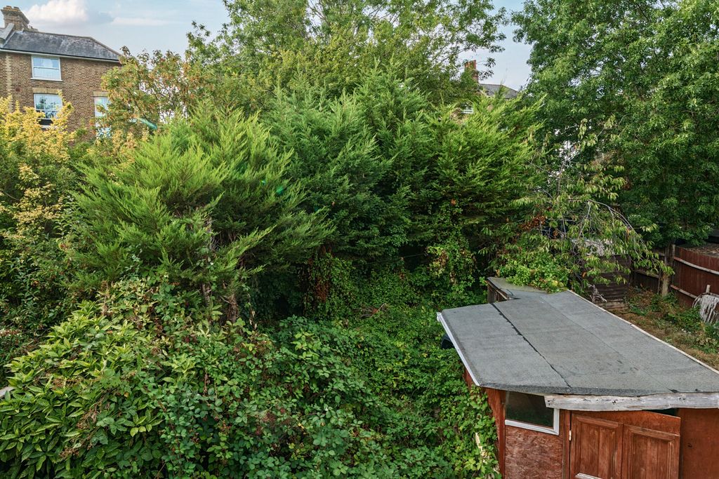 Property photo 3 of 15 1515043-11-1A0683...