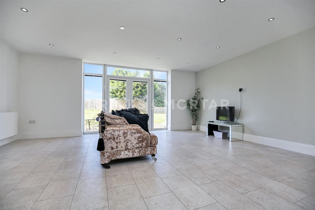 Property photo 1 of 14 2Ecfdllgrks9Wcgh_T2Wsa.Jpg