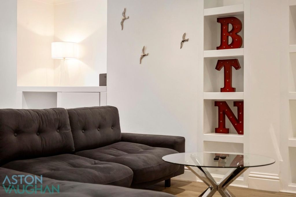 Property photo 3 of 17 4592242