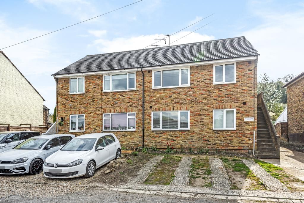 Property photo 1 of 10 Outside View