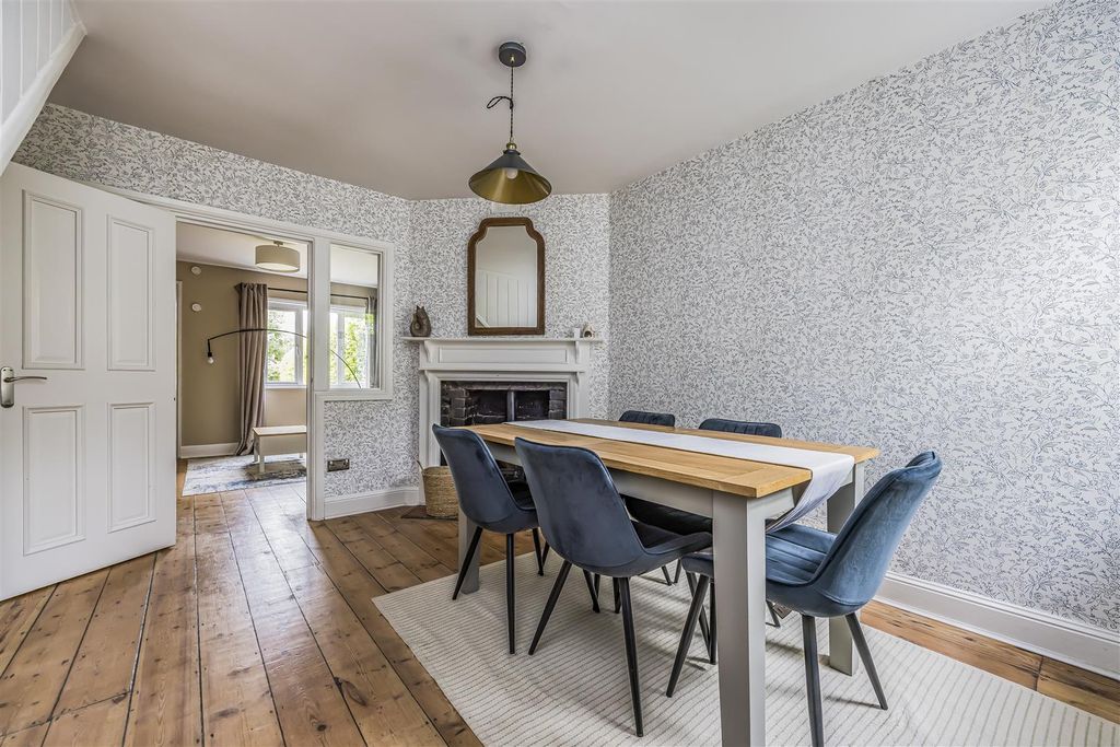 Property photo 3 of 18 2 Post Office Road, Purbrook-Porticomarketing-Sold
