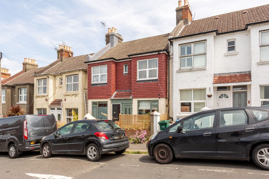 Property photo 1 of 15