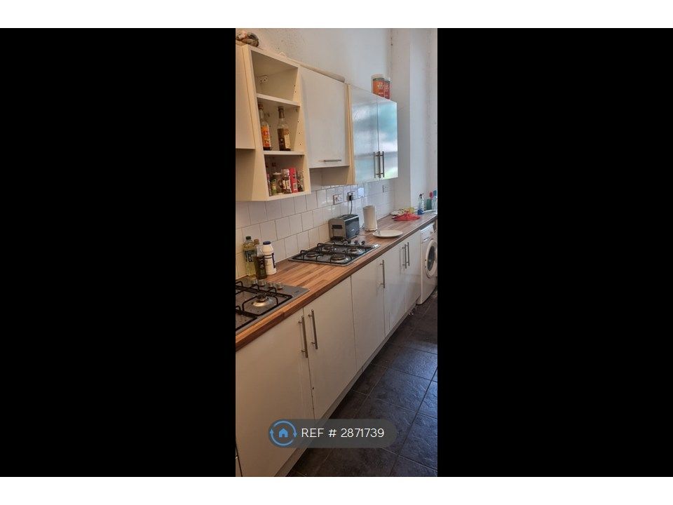 Property photo 3 of 25