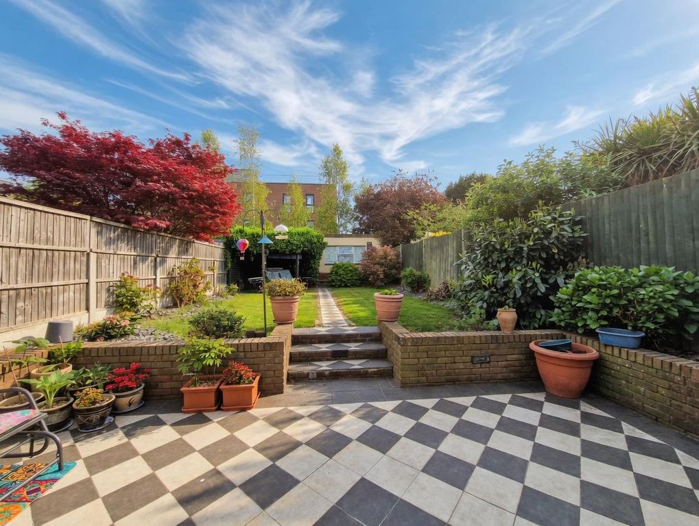 Property photo 2 of 29 Rear Garden