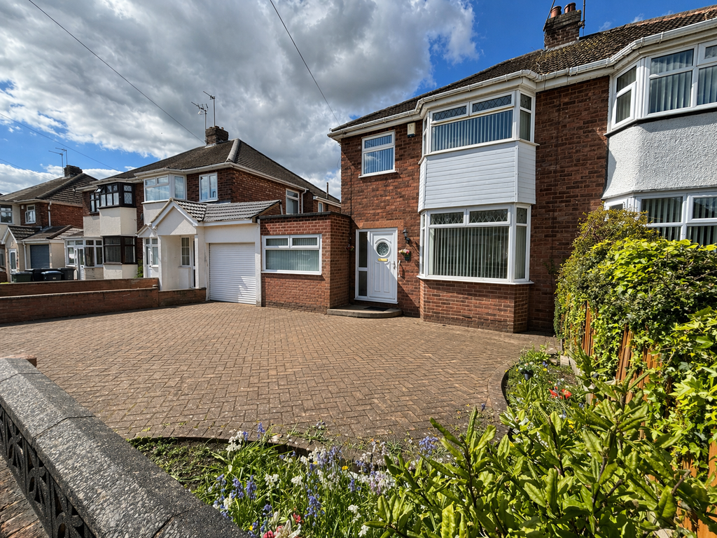 Property photo 1 of 10 Front