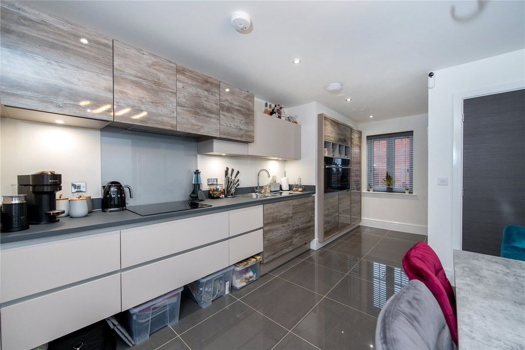 Property photo 2 of 10 Picture No. 07