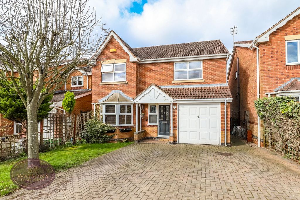 Property photo 1 of 31