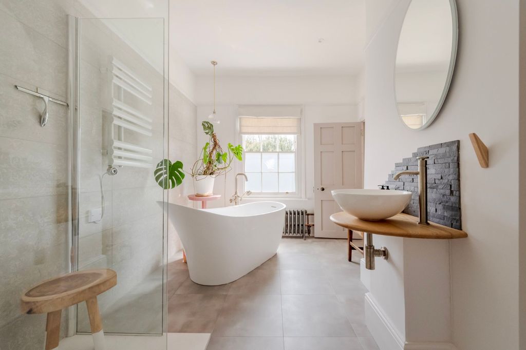 Additional image 15 of 7 bed detached house for salePershore WR10