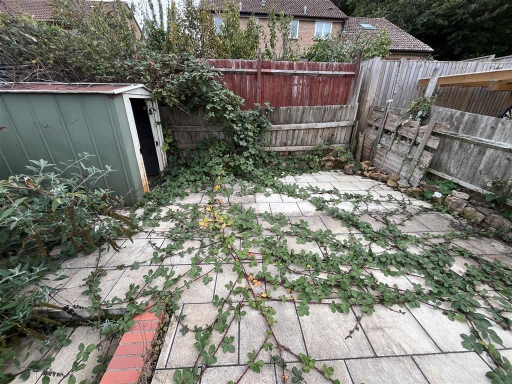 Property photo 2 of 20