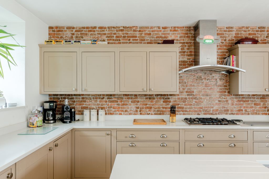 Property photo 1 of 39 Photo 1