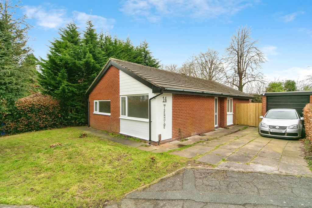 Property photo 2 of 14