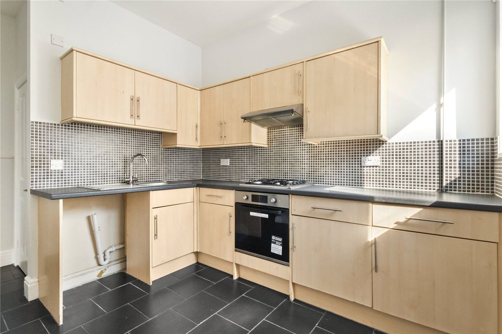 Property photo 2 of 8 Picture No. 03