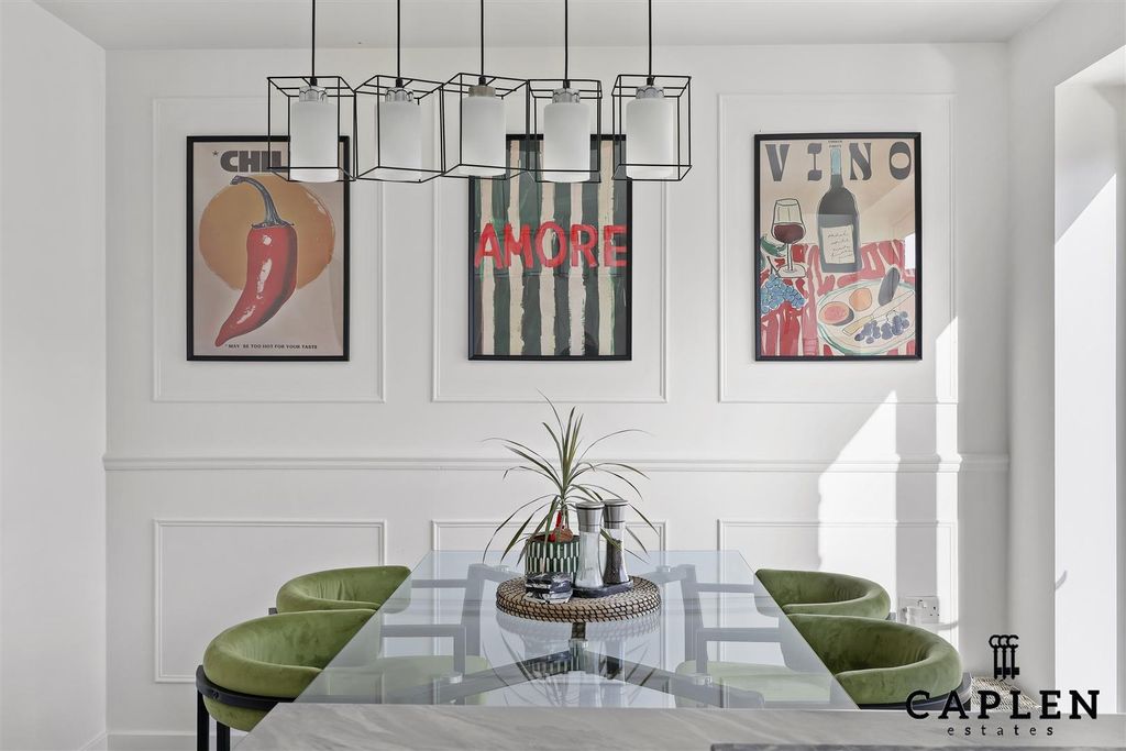 Property photo 2 of 28