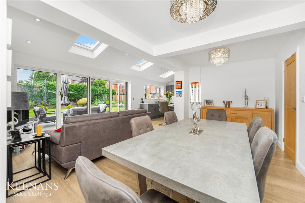Property photo 3 of 45 3.Jpg