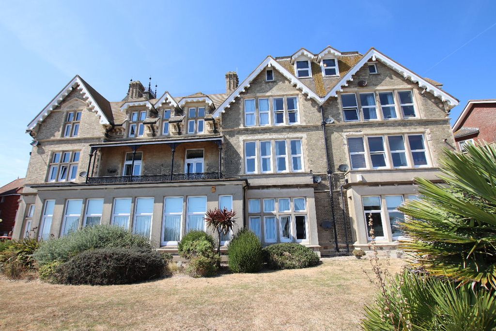 Property photo 1 of 21 The Towers, Vista Road, Clacton On Sea.