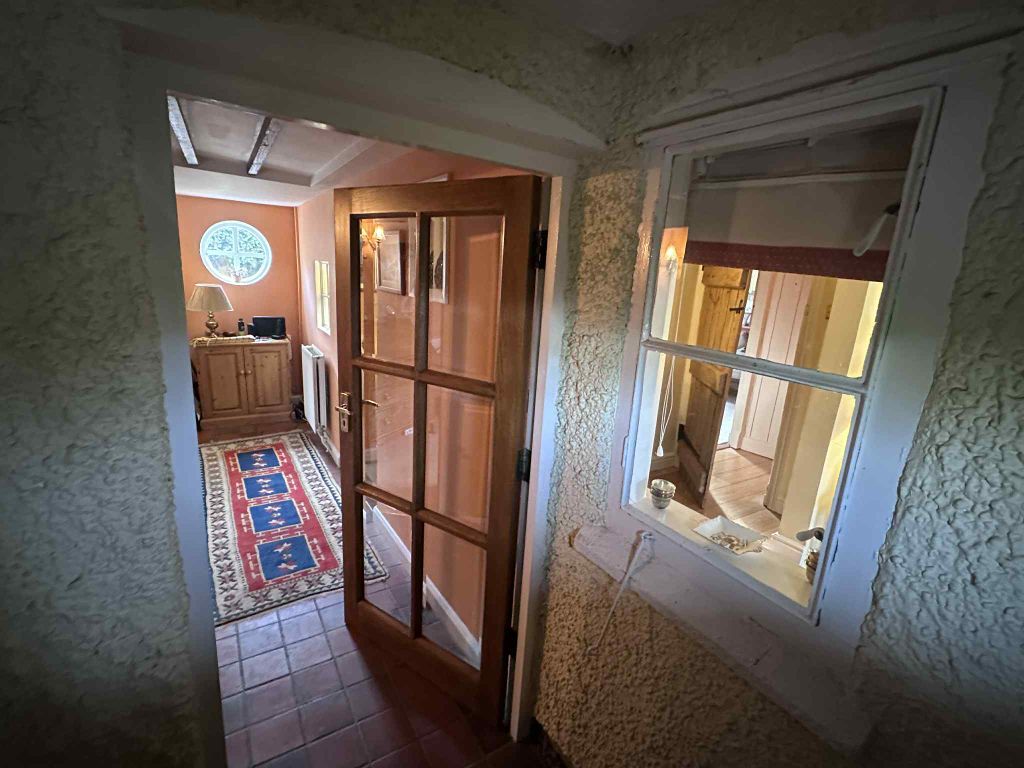 Property photo 3 of 41