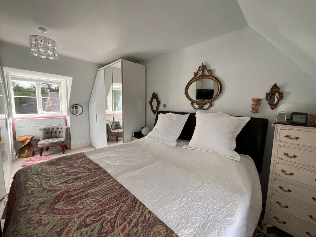 Additional image 8 of 3 bed end terrace house for saleHazel Close, Liphook GU30