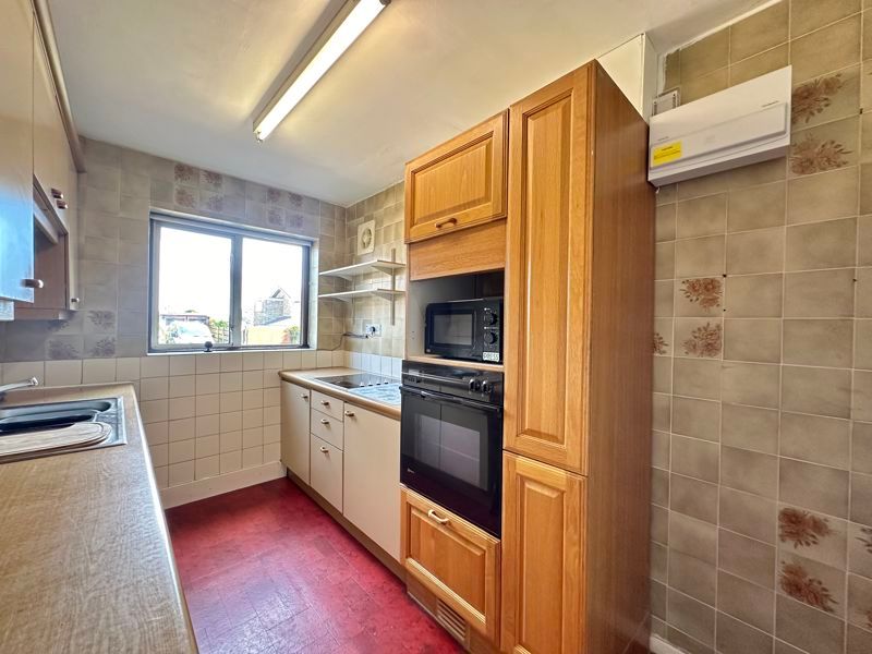 Property photo 3 of 17 Photo 13