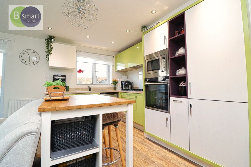 Property photo 3 of 16 Img_8145