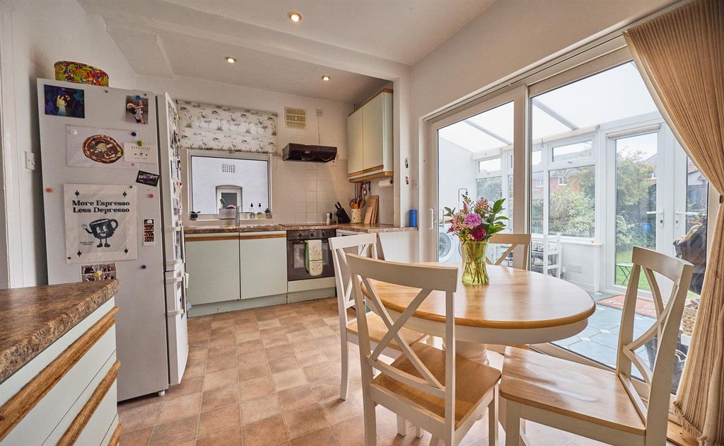 Property photo 2 of 14 Dining/Kitchen To Rear