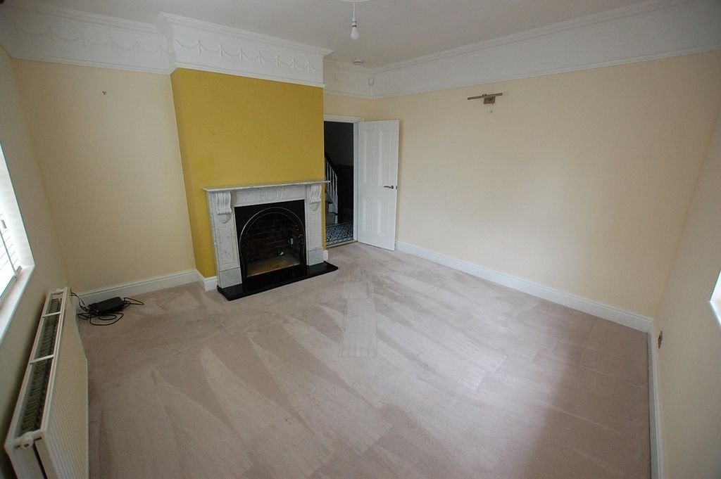 Property photo 2 of 23 Picture No. 20