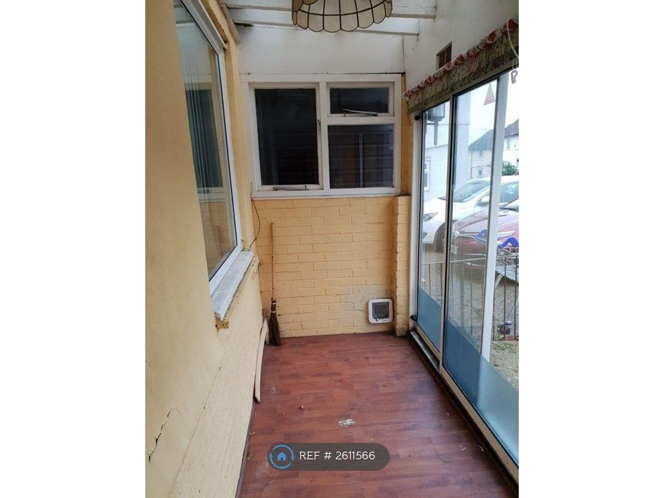 Property photo 2 of 19 Porch