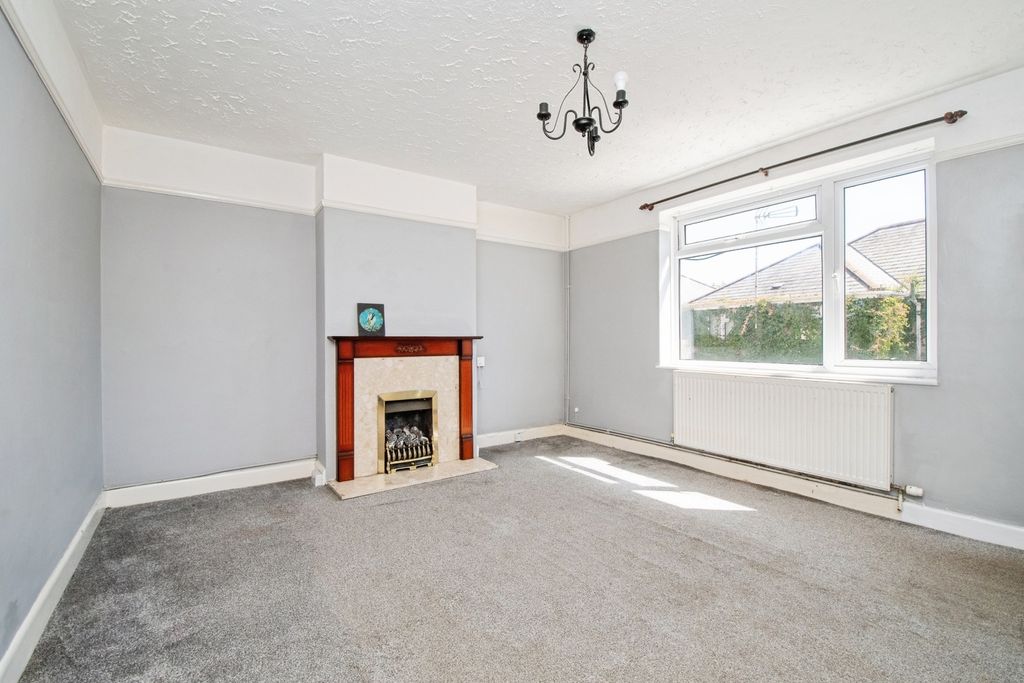 Property photo 2 of 13 Pbox-Img.Jpg